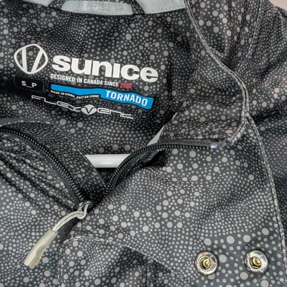 Sunice FlexVent Waterproof Patterned Golf Tornado Jacket Black Size Small - Picture 3 of 4